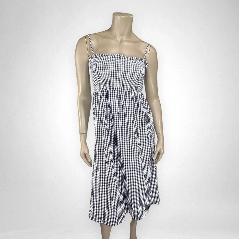 J.‎ CREW Smocked Cotton Poplin Dress in Gingham XXS